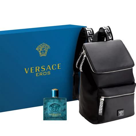 versace set perfume y mochila|Versace man perfume.